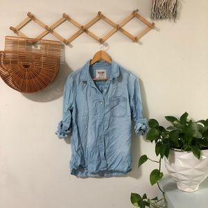 Super soft chambray Denim Button Down
